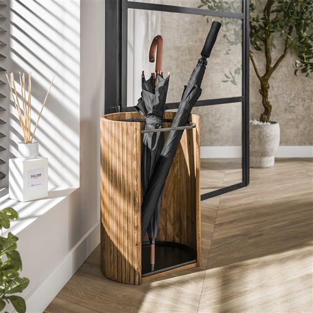 Kapstok Zenith mangohout naturel, schuin vooraanzicht in een interieur