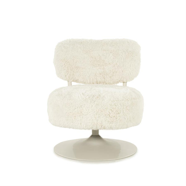 Fauteuil Furlo beige stof, vooraanzicht op witte achtergrond