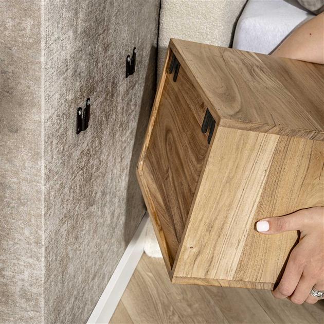 Nachtkastje Belmondo acaciahout naturel, detail van de functie