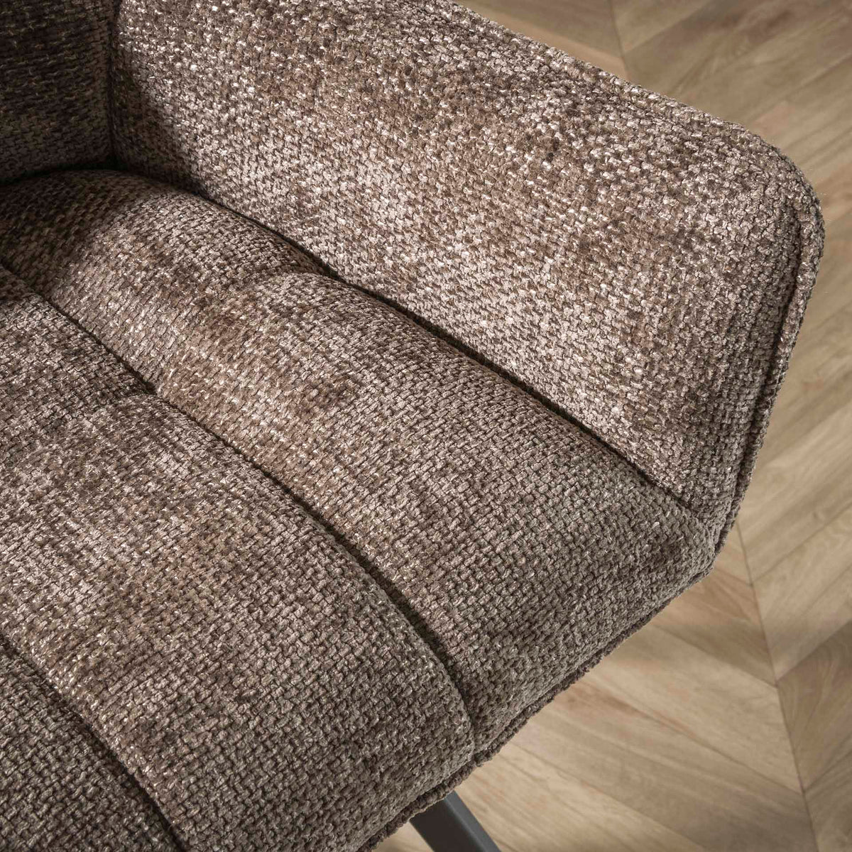 Eetkamerbank Raster stof taupe, detail van het materiaal