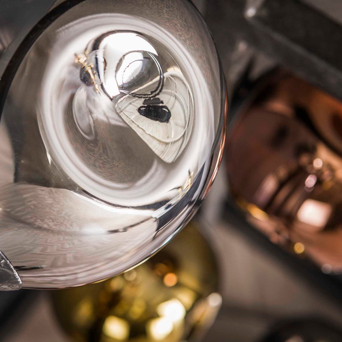 Vloerlamp 5L Stellar, detail van het materiaal