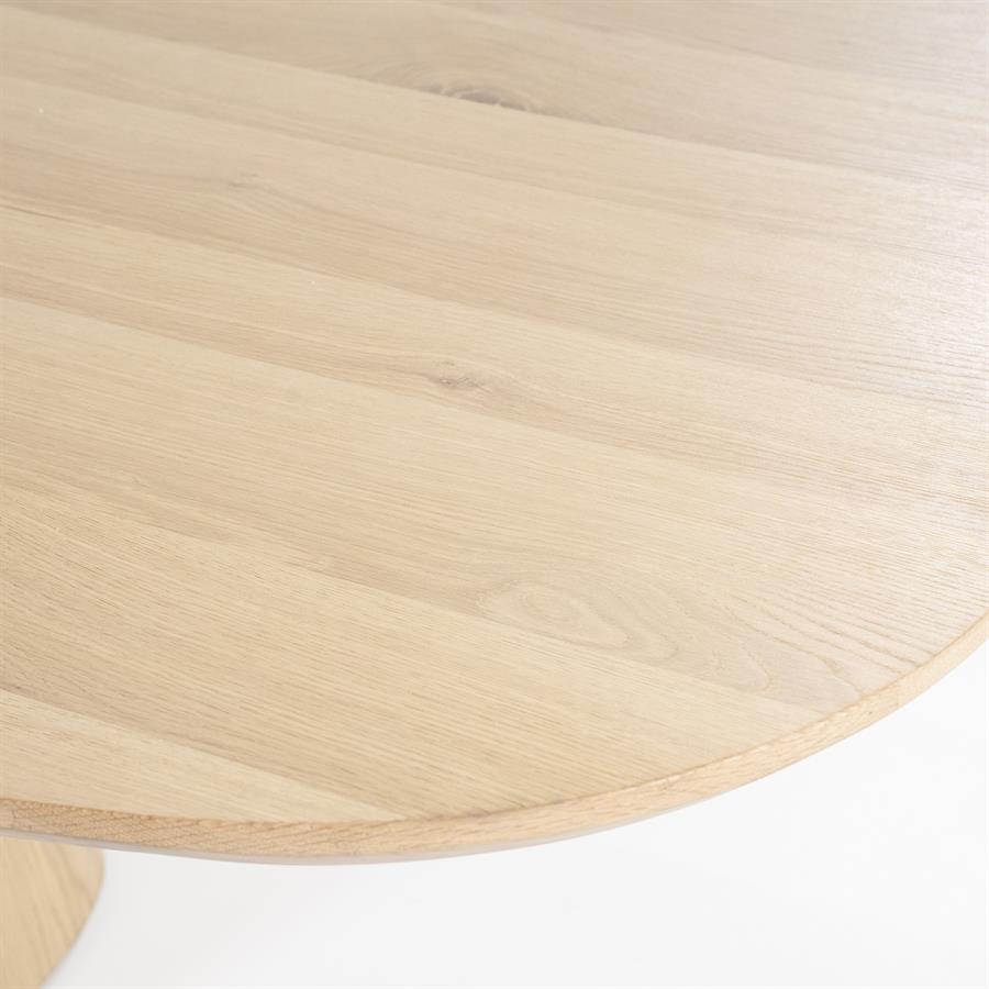 Eettafel Nola naturel eiken fineer deens ovaal, detail van het materiaal