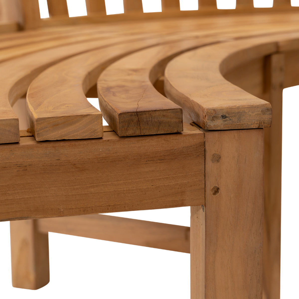 Tuinbank Round teak, detail van het materiaal
