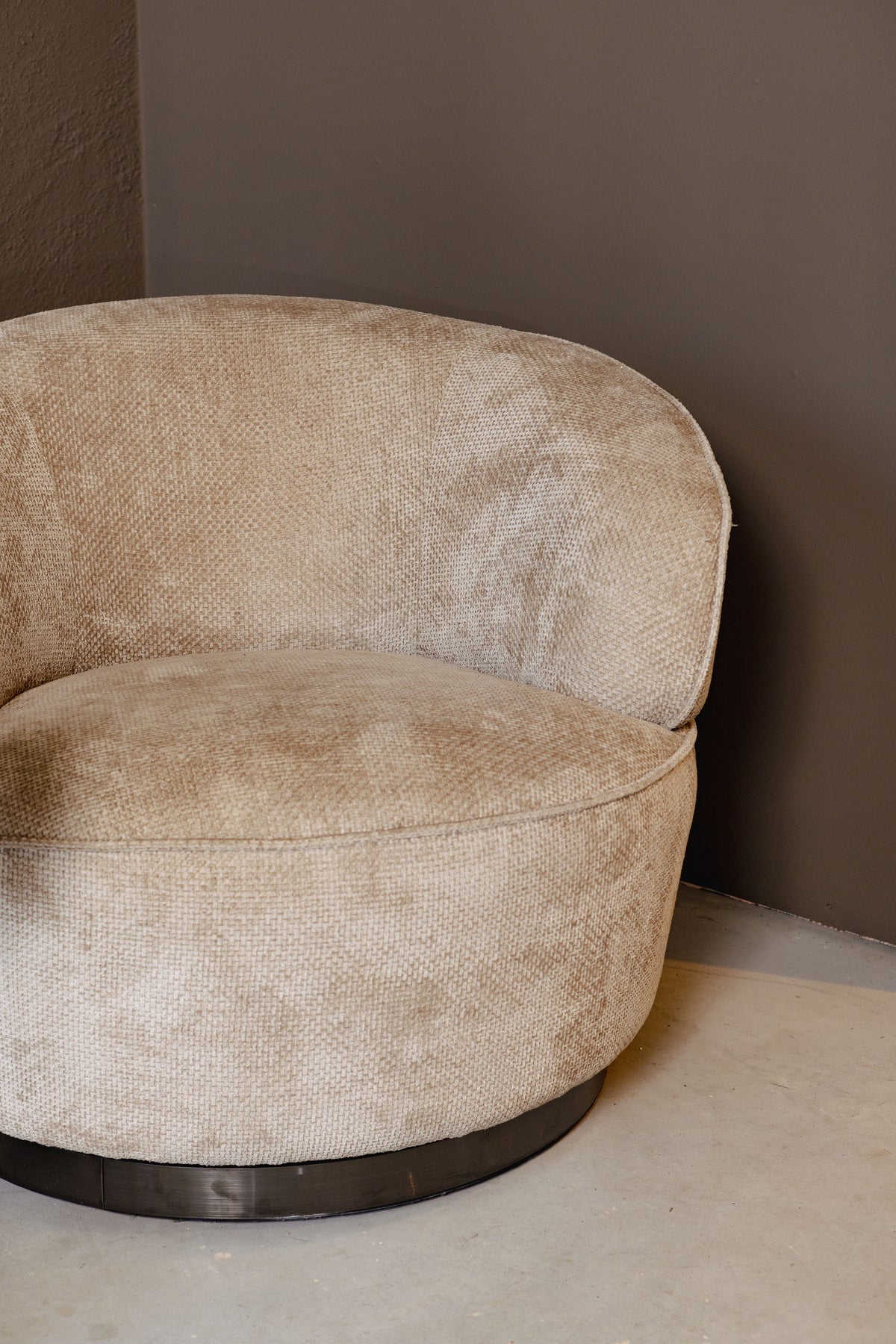 Fauteuil Filou Beige + 2 Gratis Ebe Marmeren Bijzettafels