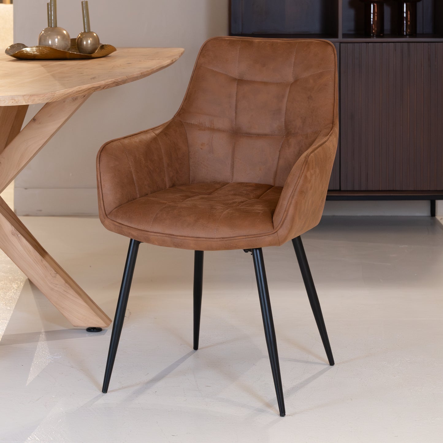 Eetkamerstoel Lynn | Micro Suéde Cognac