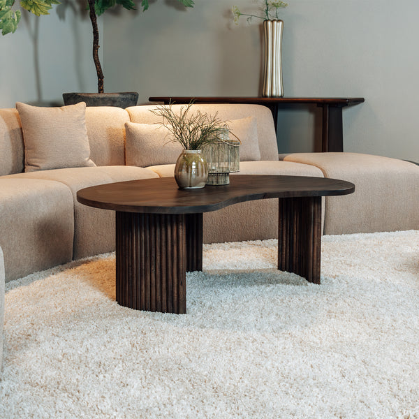 Salontafel Firenze mangohout 125cm, vooraanzicht in een interieur