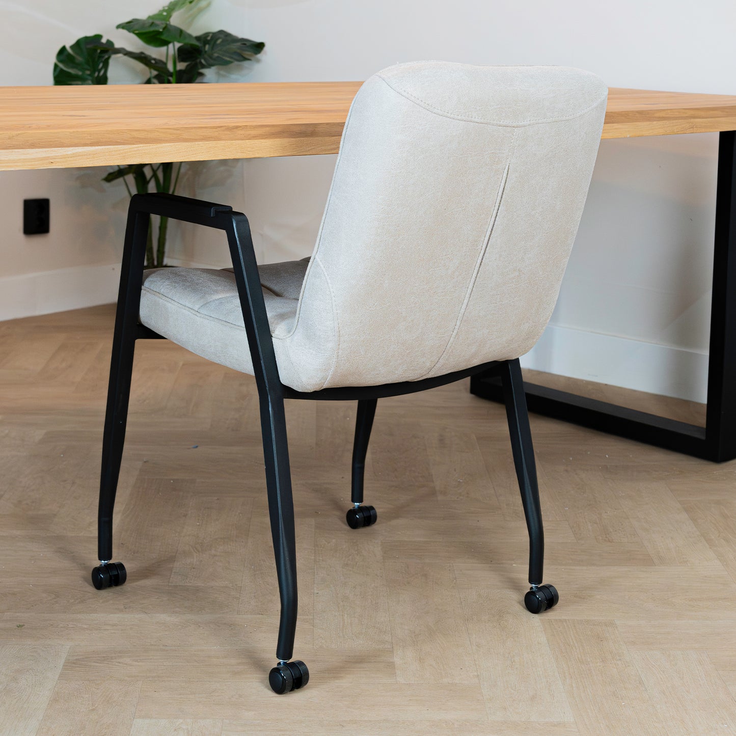 Eetkamerstoel Ryan | Chicago Toffee