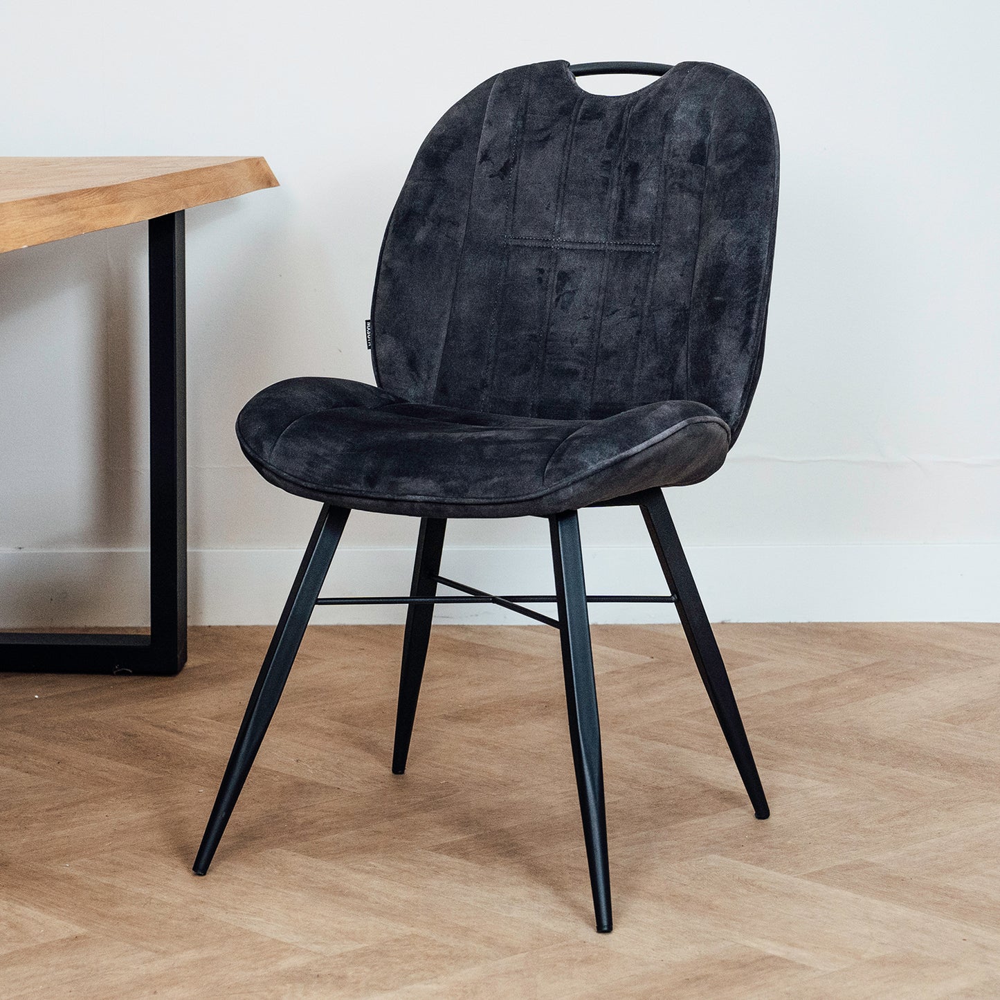 Eetkamerstoel Austin | Velvet | Magazijn leegverkoop