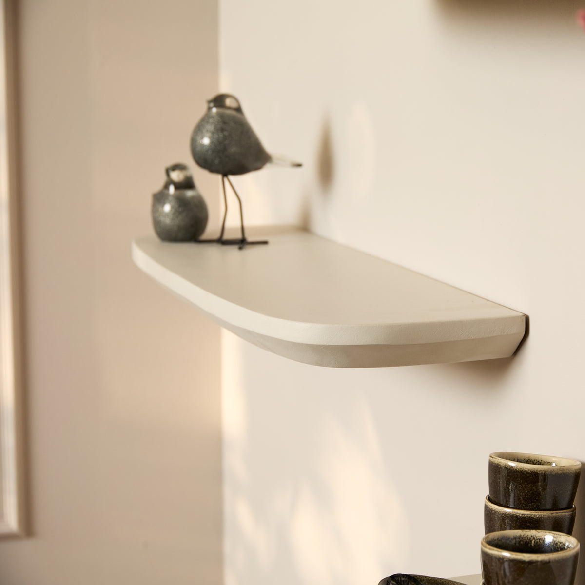 Wandplank Gusta Sand 60 cm set van 3, detail van het materiaal