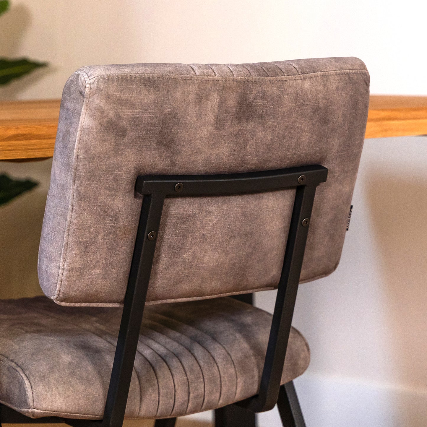 Eetkamerstoel Savio | Goldy Clay