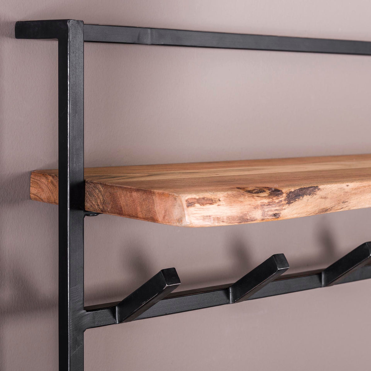 Kapstok air solid 12 haken, detail van het materiaal