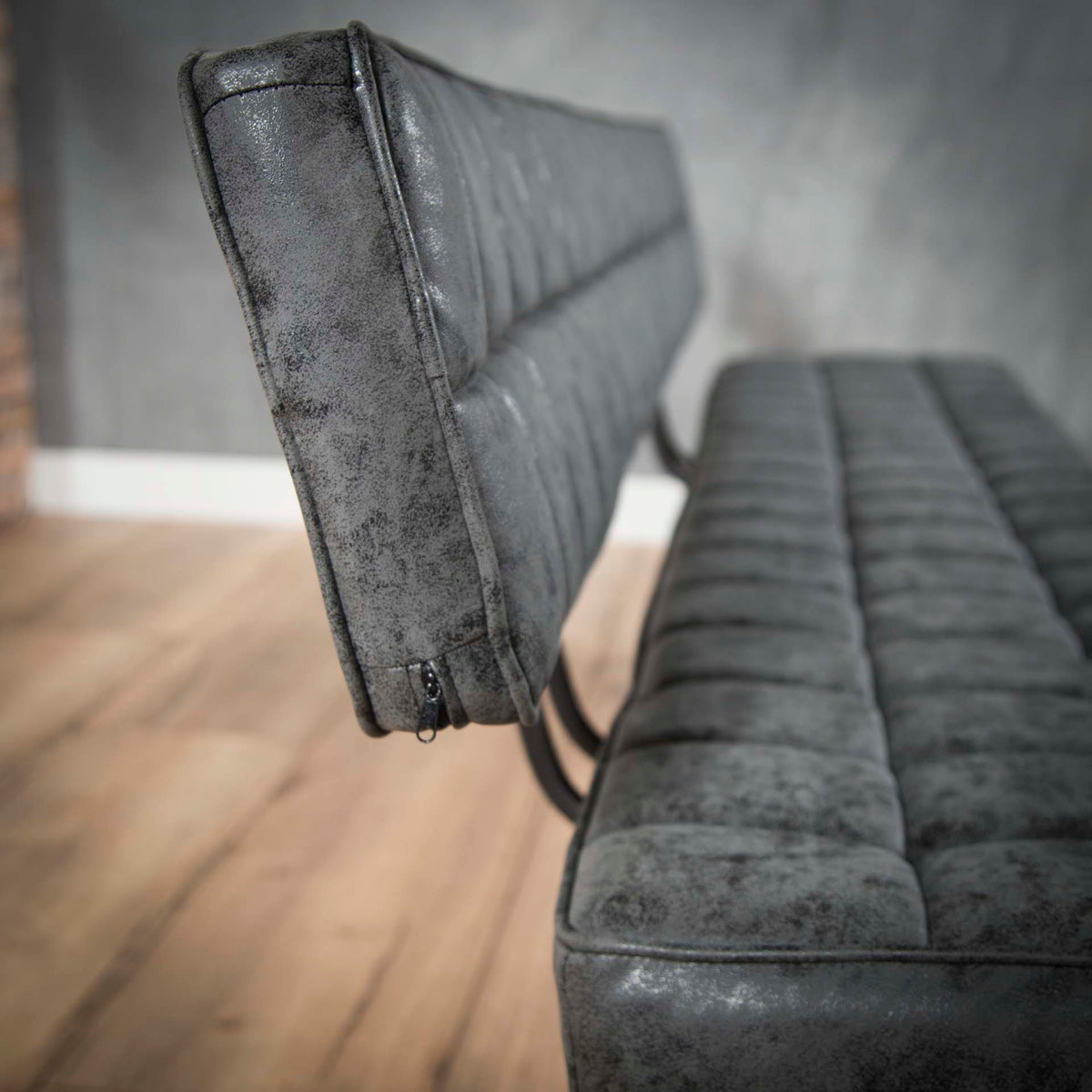 Eetkamerbank Frits magazijn leegverkoop, detail van het materiaal