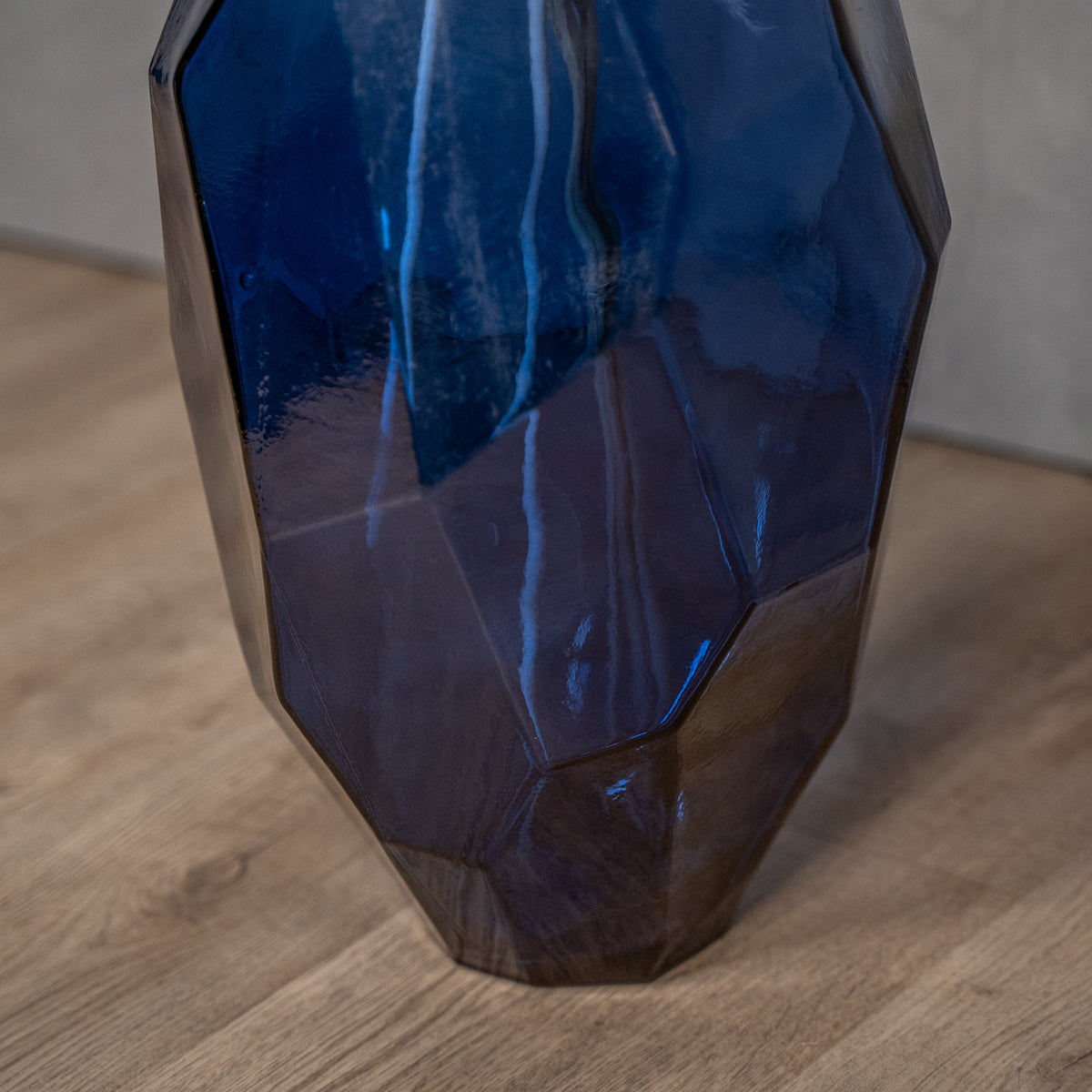 Vaas Timanti, detail van het materiaal