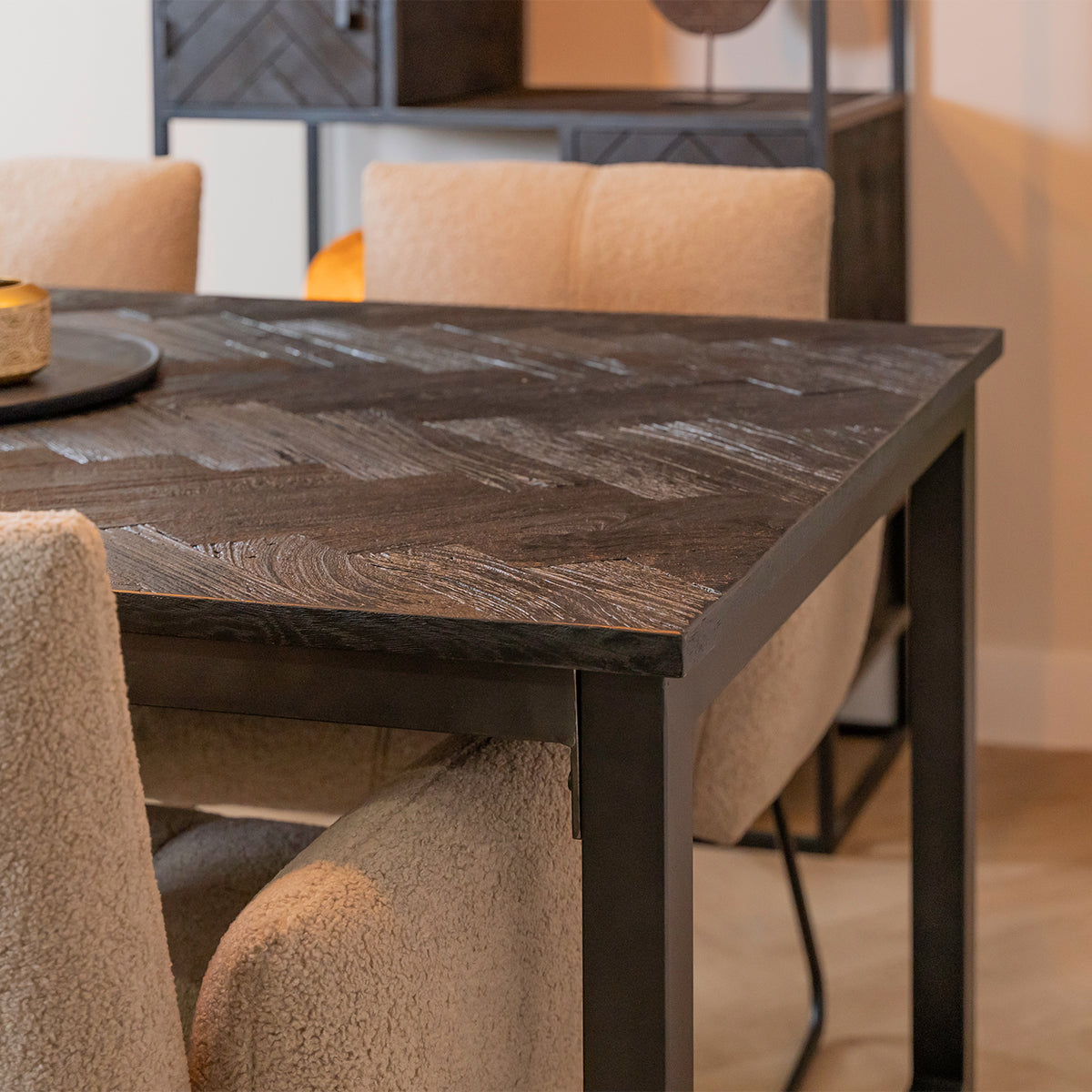 Eettafel Ziano, detail van het materiaal