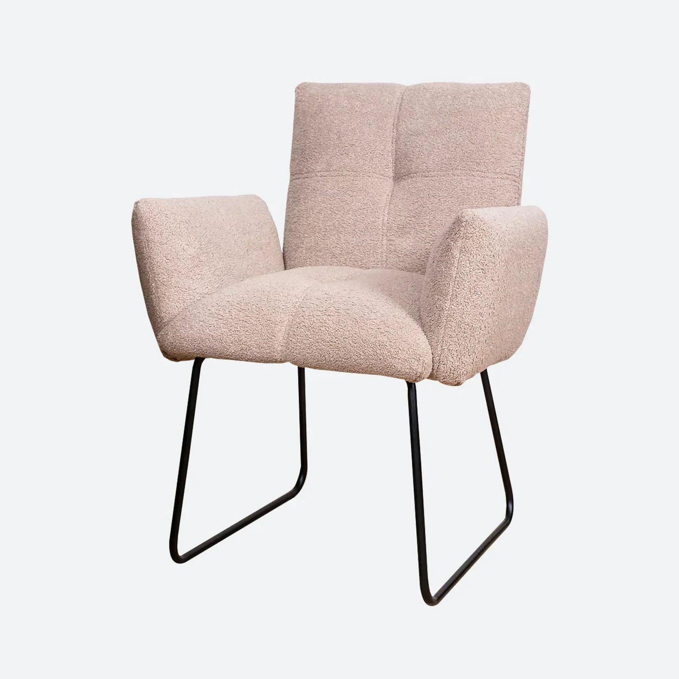 eetkamerstoelen met armleuning vind je bij meubelbaas. Wij hebben honderden soorten stoelen met armleuning. In verschillende kleuren stoffen en maten. Bestel jou eetkamerstoel met armleuning snel en gemakkelijk online bij meubelbaas.