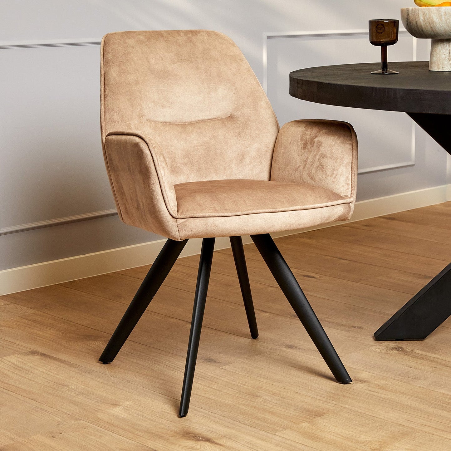 Eetkamerstoel Nova | Velvet | Magazijn leegverkoop