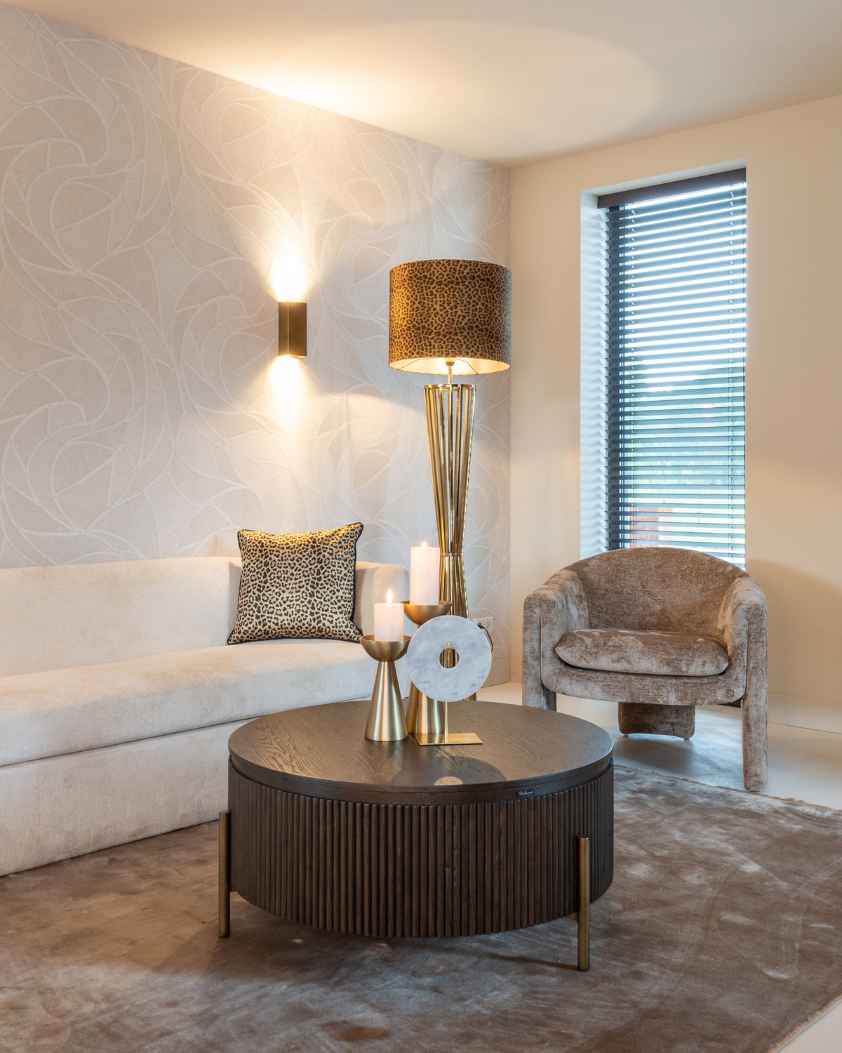 Salontafel Luxor bruin eikenhout in een interieur
