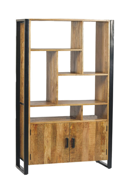 Opbergkast Nairobi bruin mangohout 110 x 180 cm, vooraanzicht op witte achtergrond