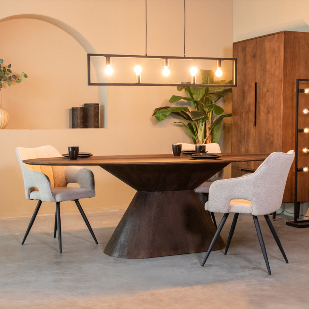 Eettafel Jagger | Bruin Mangohout