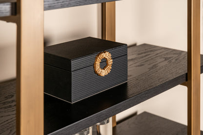 Wandkast Cambon bruin eikenhout, detail van het materiaal