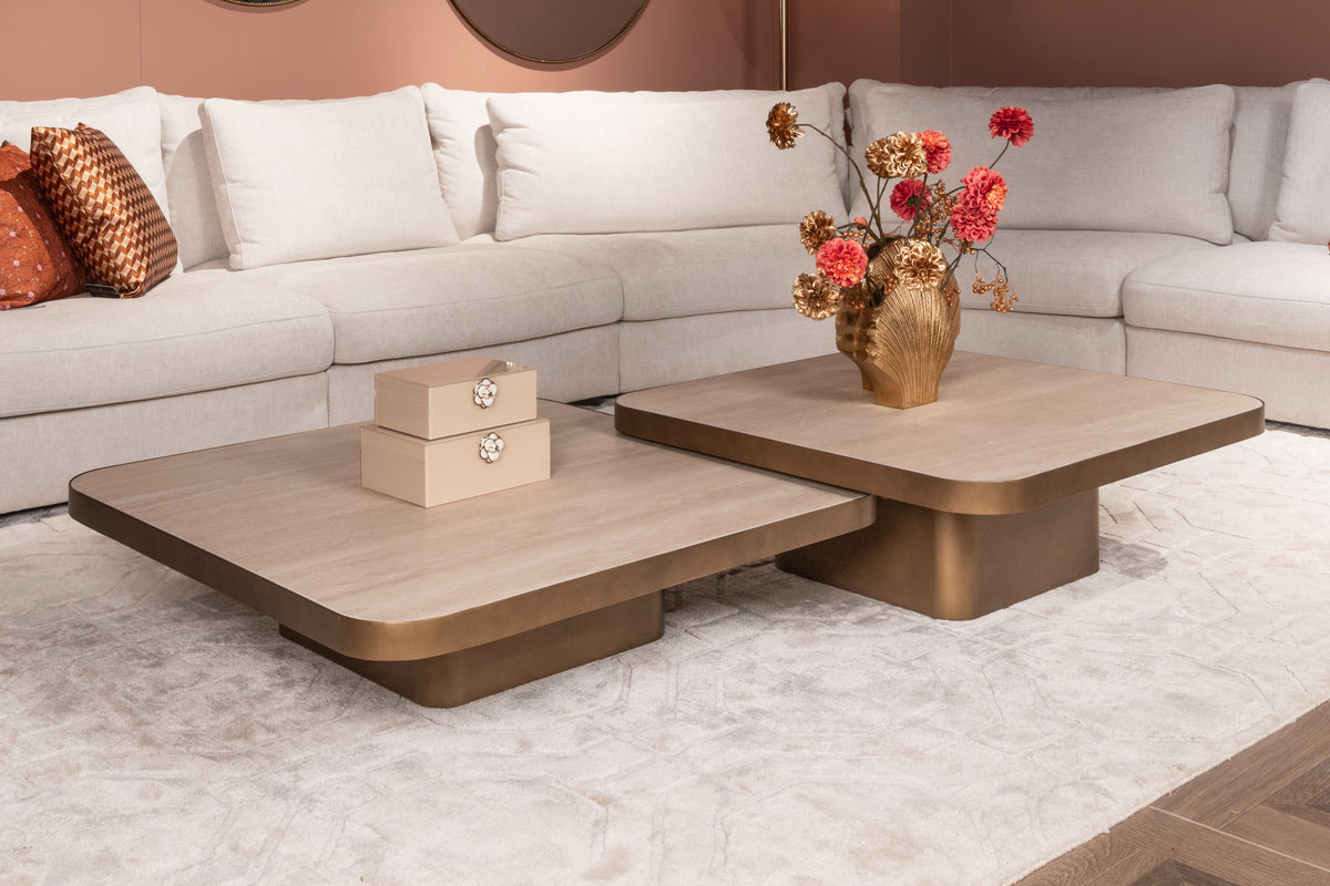 Salontafel Claridge, schuin vooraanzicht in een interieur