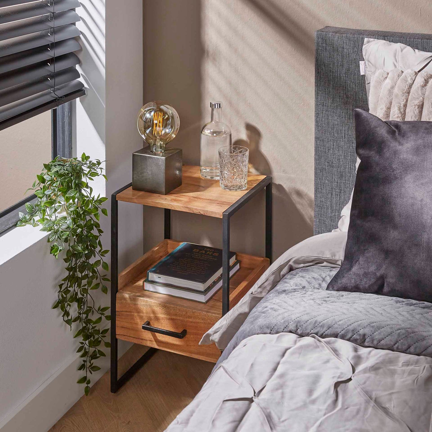 Nachtkastje Niche | Naturel Acaciahout