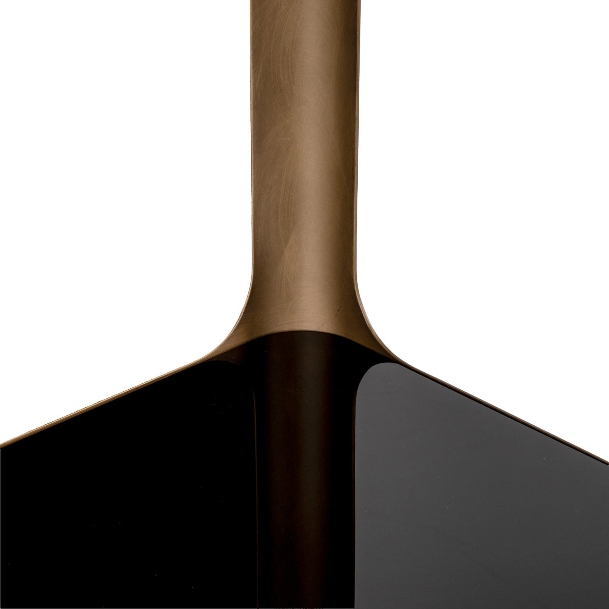 Vitrinekast Claridge goud glas, detail van het materiaal