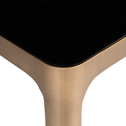 Woonaccessoire Claridge goud ijzer, detail van het materiaal