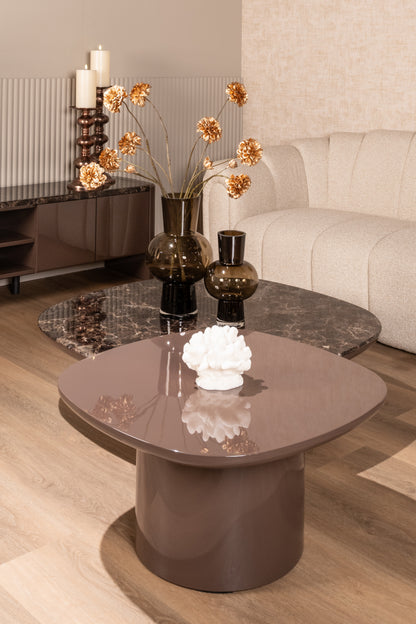 Salontafel Almundi bruin mdf, vooraanzicht in een interieur