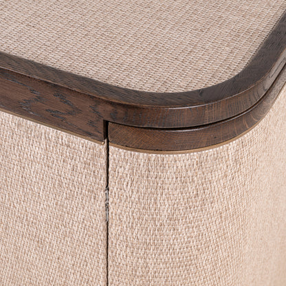 Dressoir Willox beige eikenhout 4-doors, detail van het materiaal