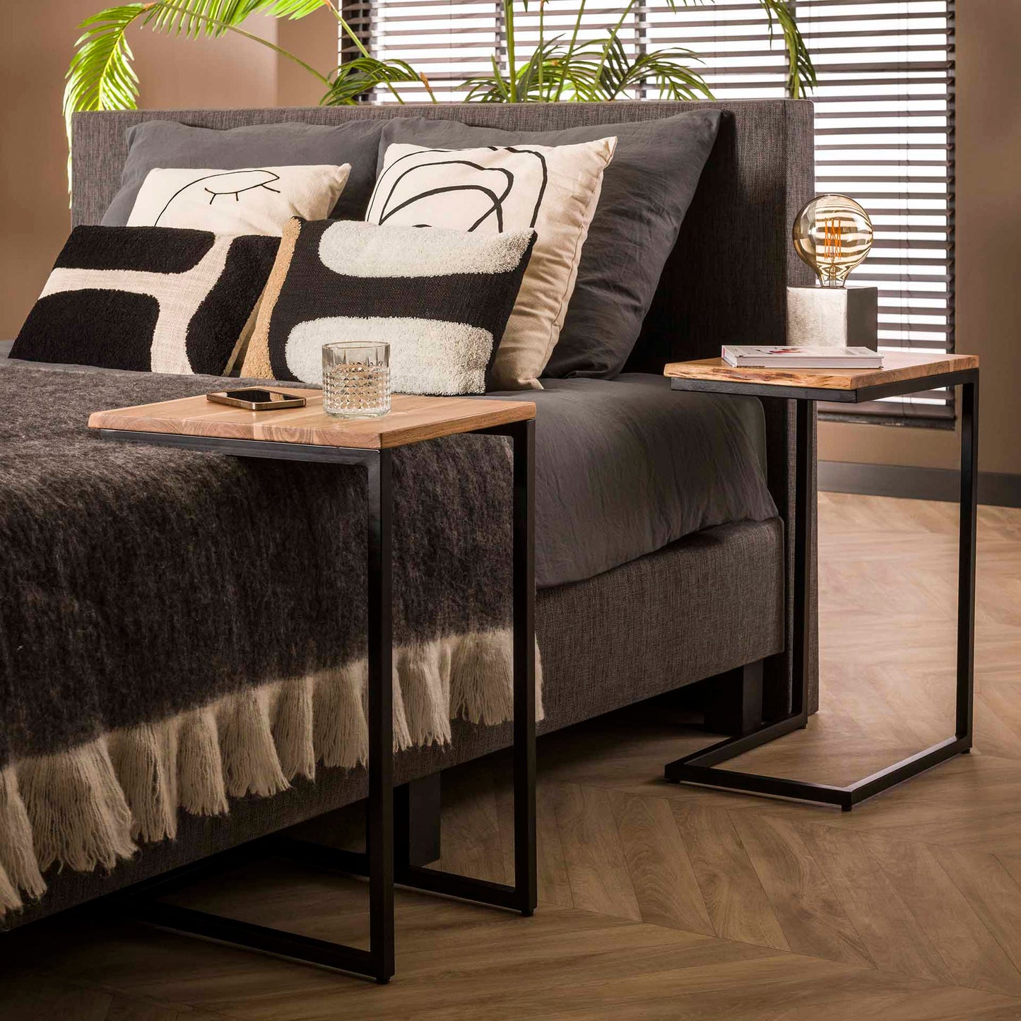 Bijzettafel Edge | Naturel Acaciahout