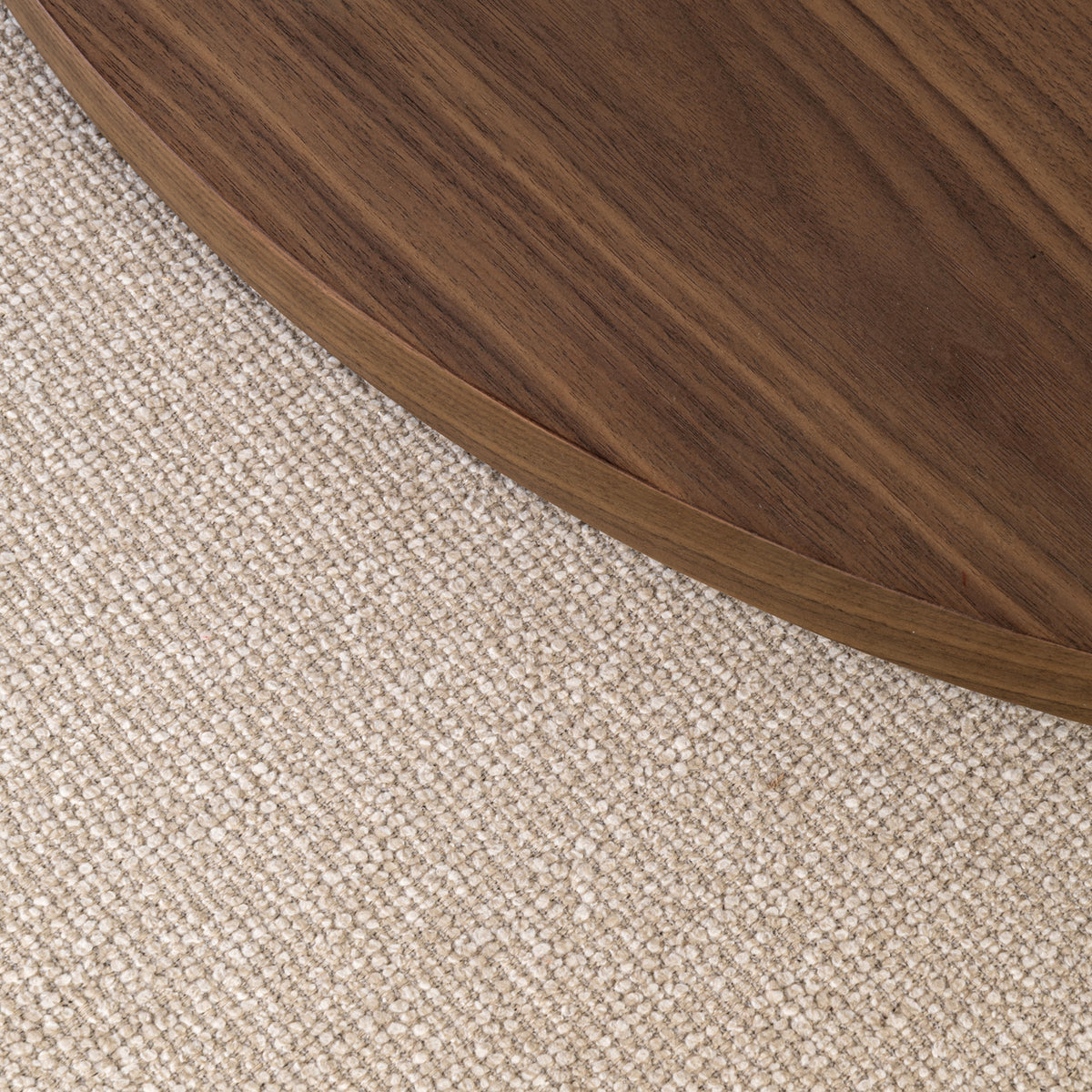 Salontafel Windsor walnoot mdf, detail van het materiaal