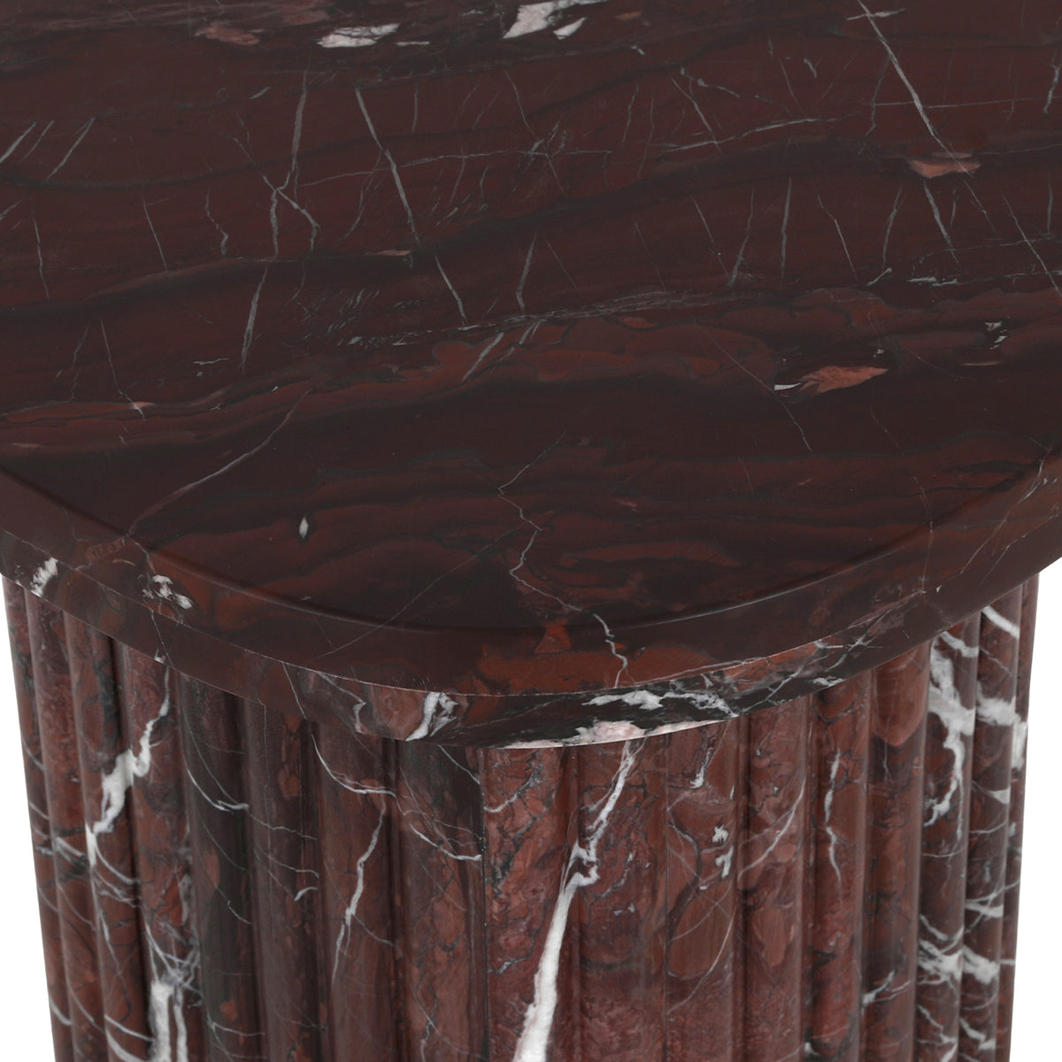 Bijzettafel Orchid rood marmer, detail van het materiaal