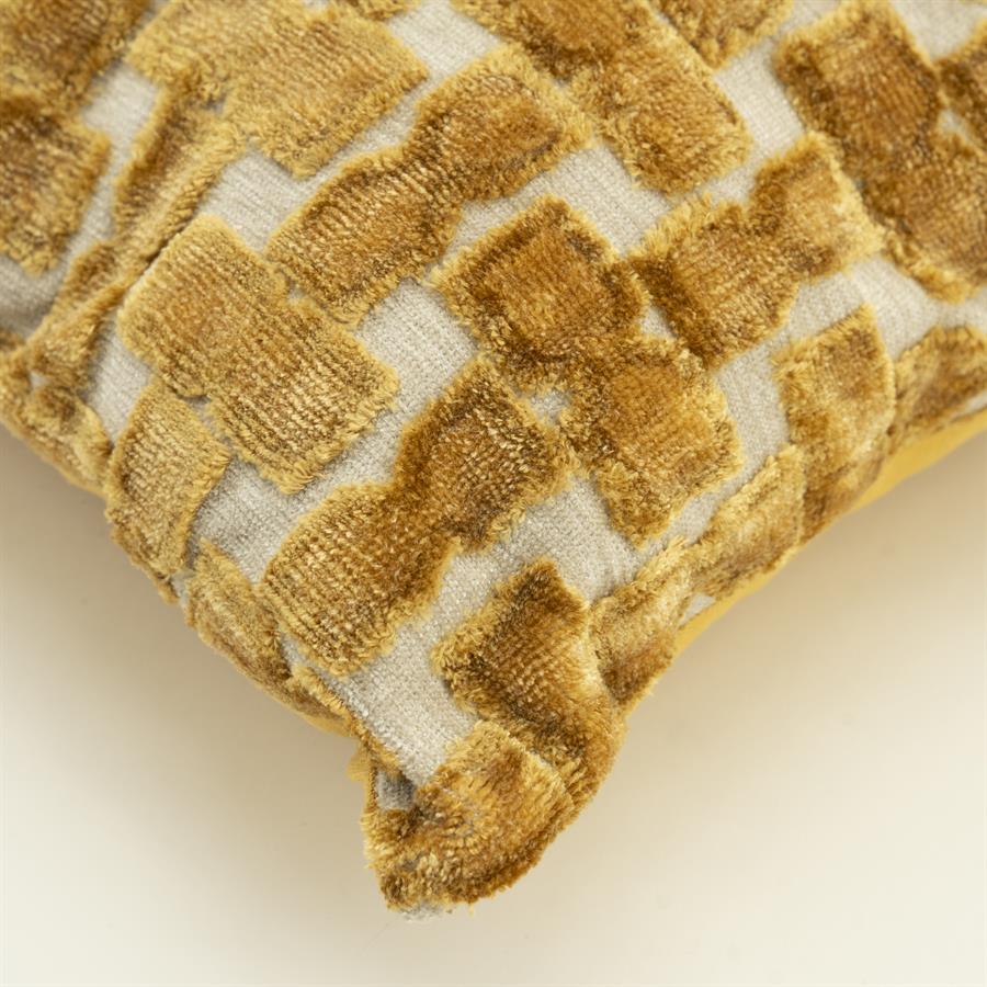 Sierkussen Stunda geel stof, detail van het materiaal