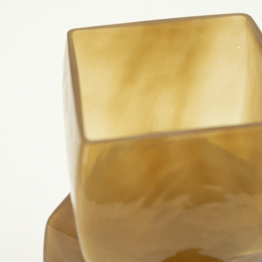 Vaas & Pot Batu geel glas, detail van het materiaal