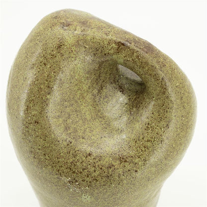 Woonaccessoire Mendi groen aardewerk 33,5 cm, detail van het materiaal