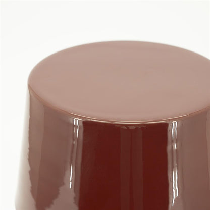Tafellamp Alvo rood ijzer, detail van het materiaal