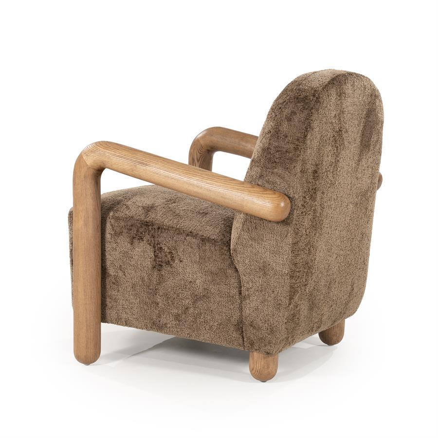 Fauteuil Retrova bruin stof, schuin achteraanzicht op witte achtergrond