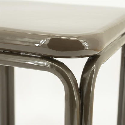 Bijzettafel Zilo bruin ijzer, detail van het materiaal