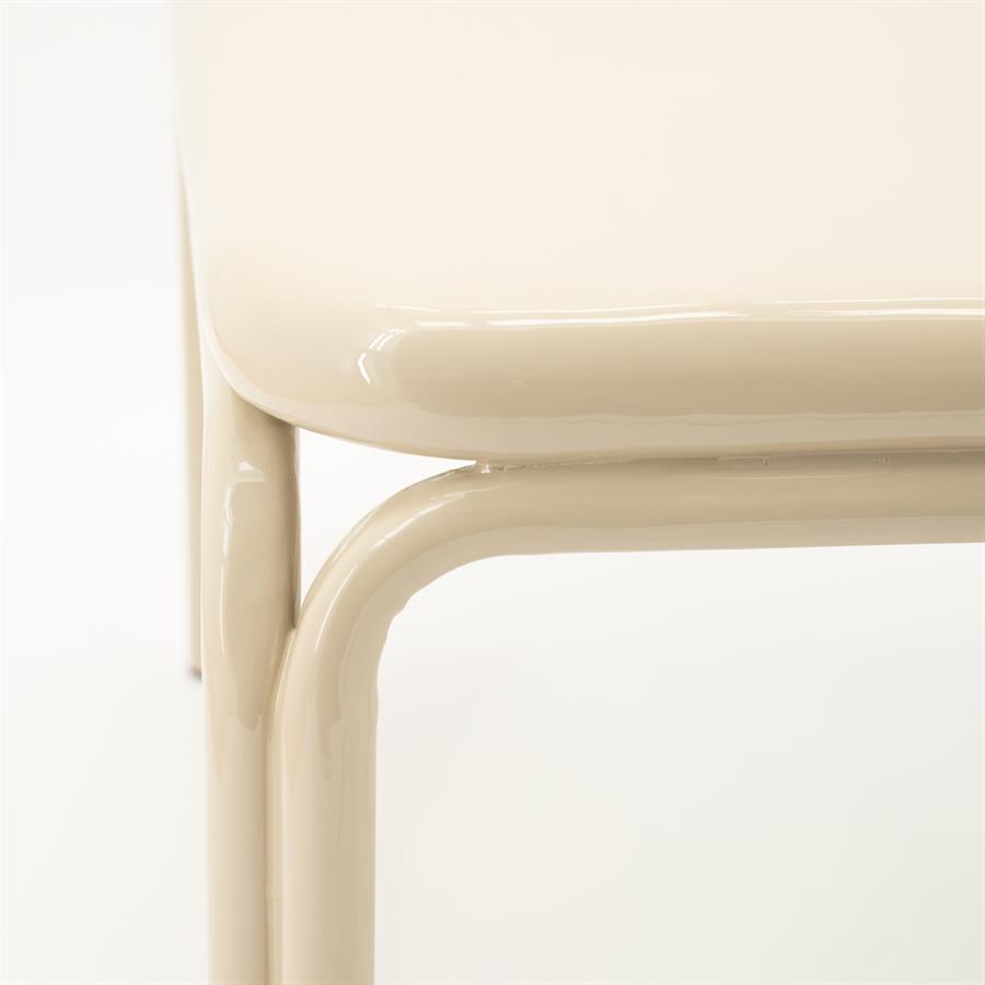 Salontafel Zilo beige metaal, detail van het materiaal