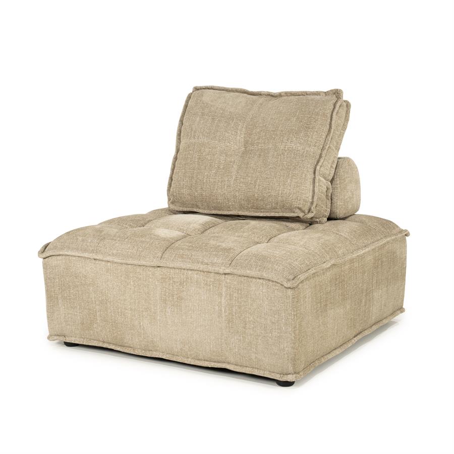Fauteuil Hive taupe stof, schuin vooraanzicht op witte achtergrond