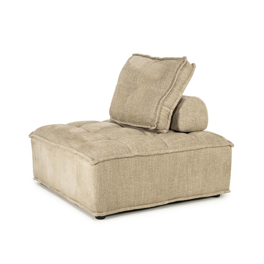 Fauteuil Hive taupe stof, schuin vooraanzicht op witte achtergrond