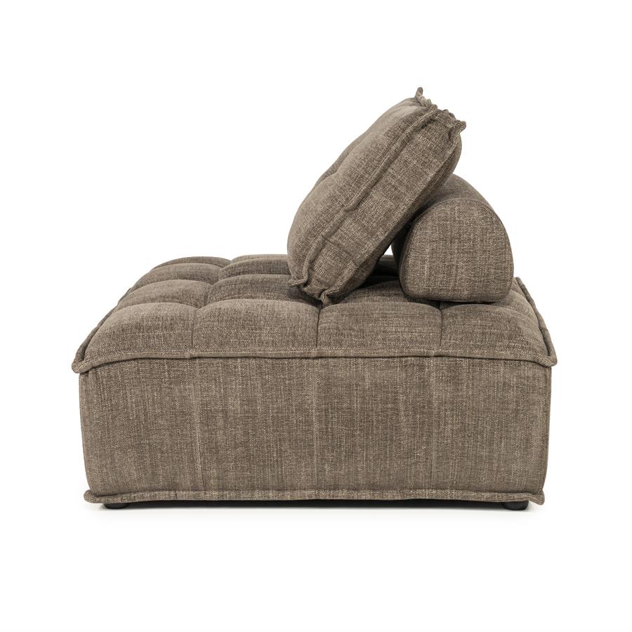 Fauteuil Hive bruin stof, zijaanzicht op witte achtergrond