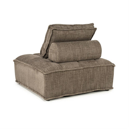 Fauteuil Hive bruin stof, schuin achteraanzicht op witte achtergrond