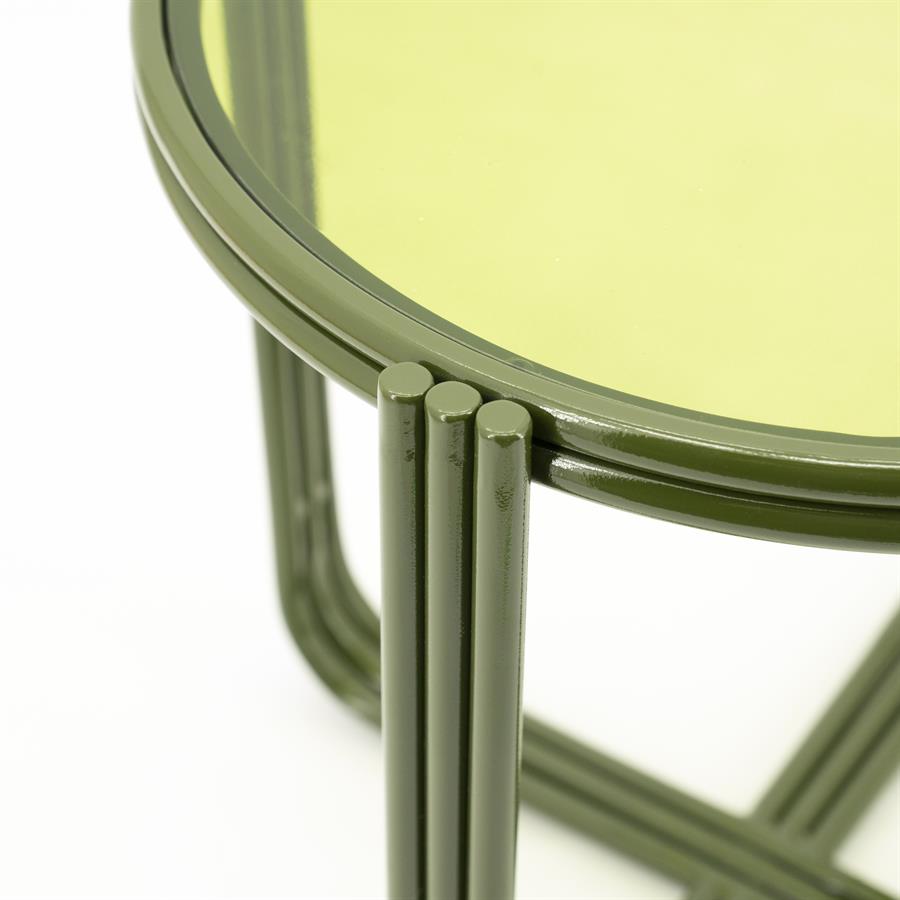 Bijzettafel Groovy groen ijzer, detail van het materiaal