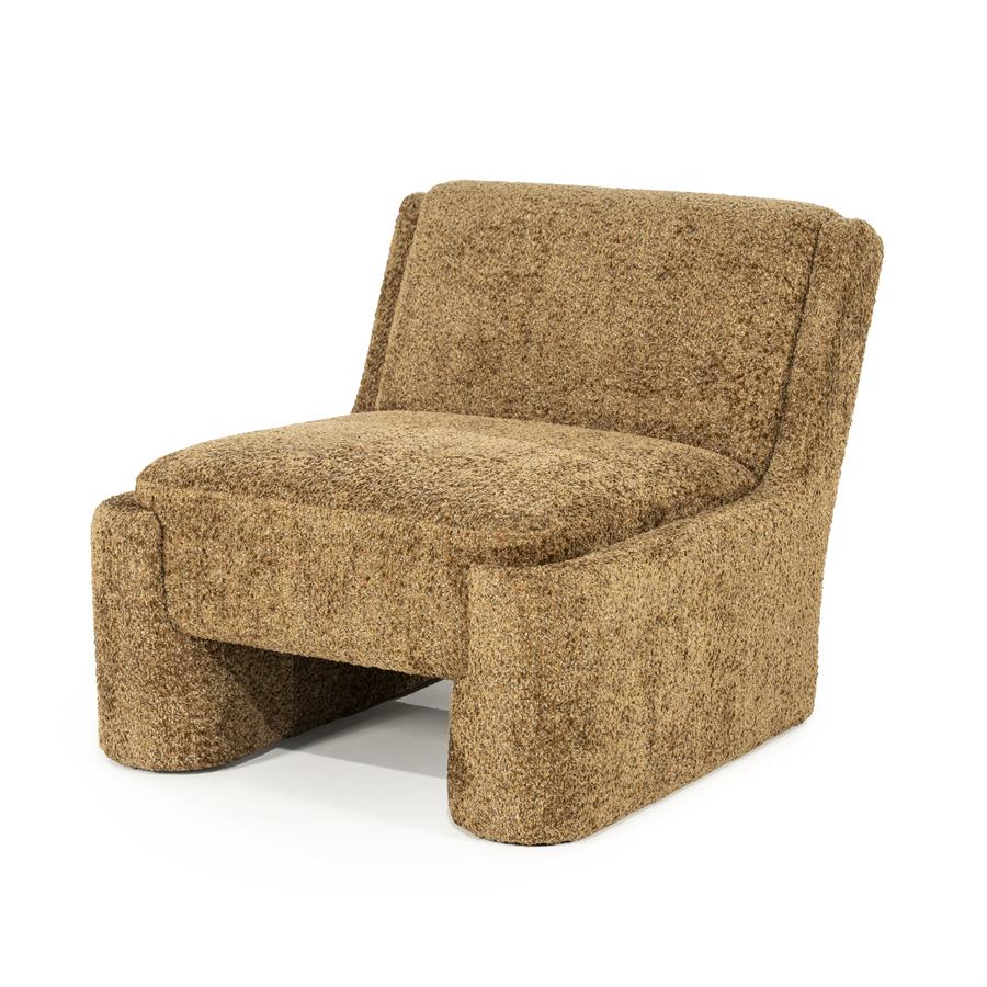 Fauteuil Omla geel stof, schuin vooraanzicht op witte achtergrond