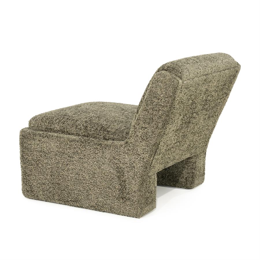 Fauteuil Omla groen stof, schuin achteraanzicht op witte achtergrond