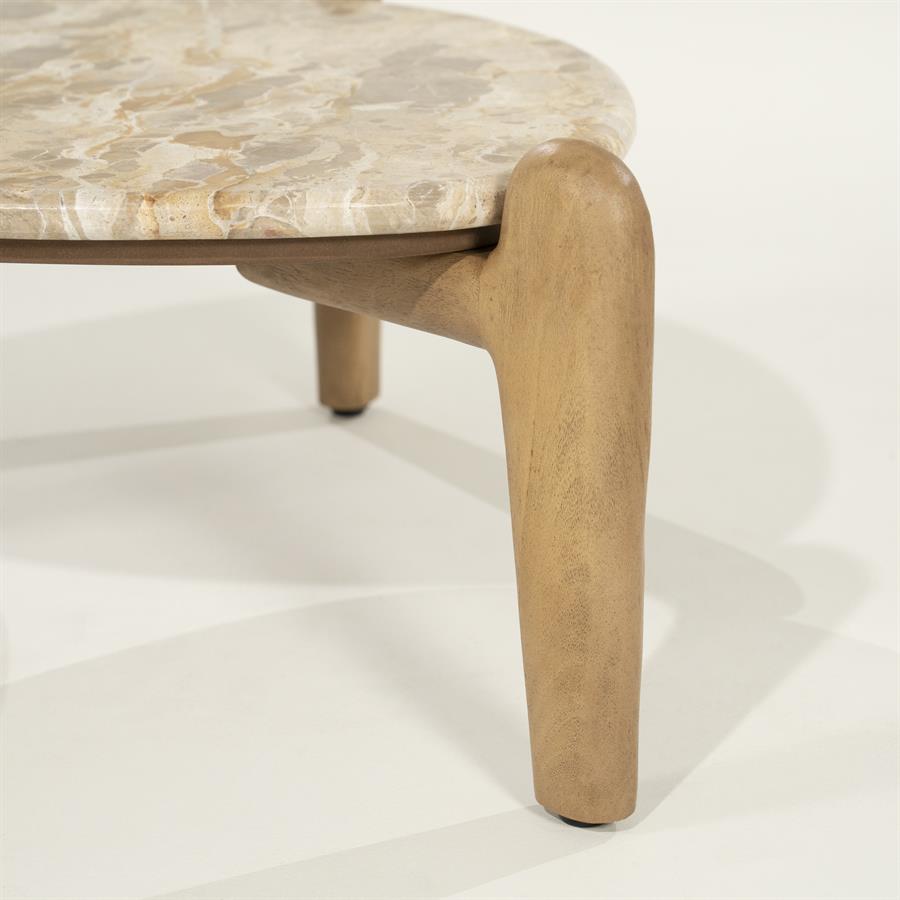 Salontafel Marnish bruin mangohout 70 x 70 cm, detail van het materiaal