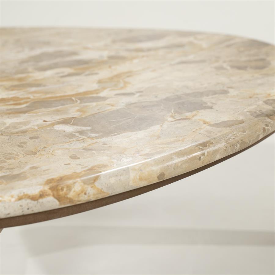 Salontafel Marnish bruin mangohout 70 x 70 cm, detail van het materiaal