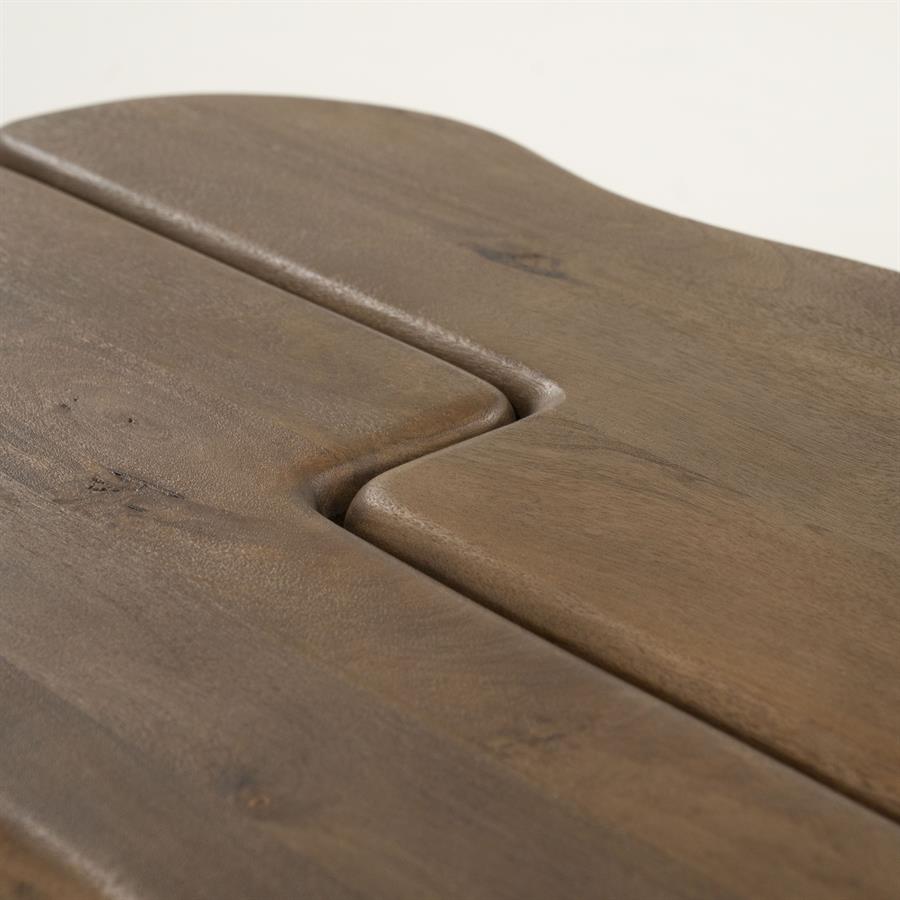 Salontafel Yuo bruin mangohout, detail van het materiaal
